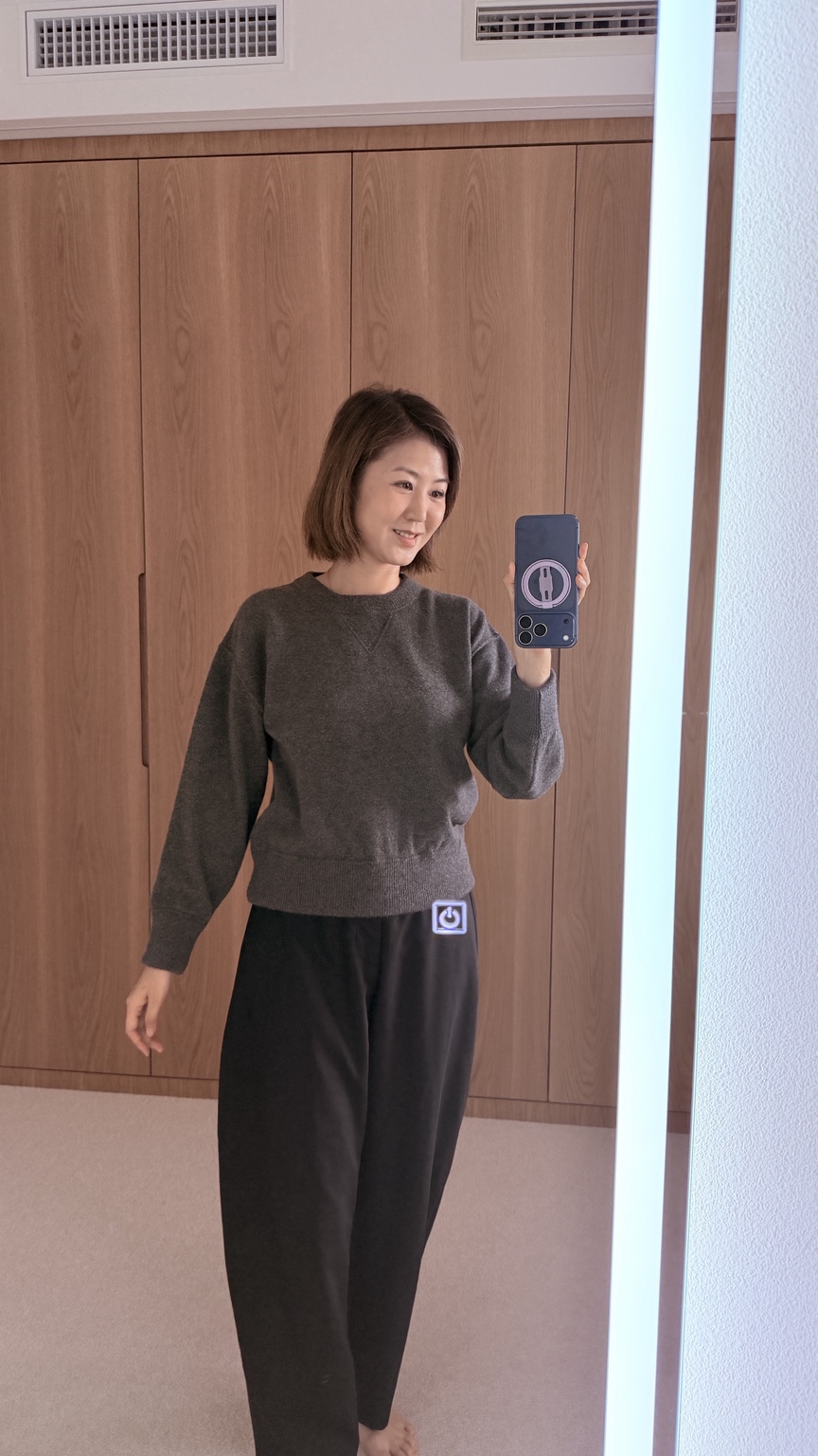 黑色長褲造型